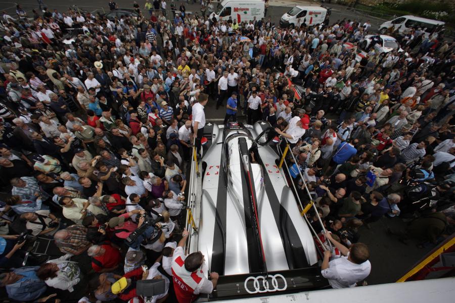  Audi R18 TDI Ultra Le Mans 24hr 2011 года  (фото 103 из 108)